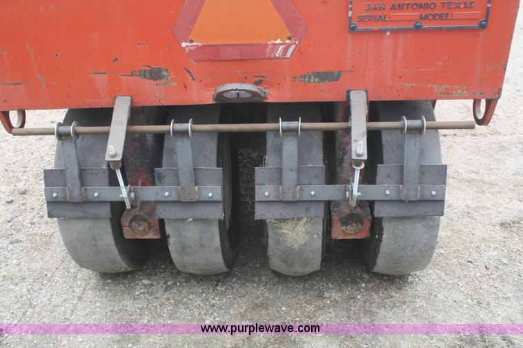 image for item F2998 1971 Ingram 9-2800 nine wheel pneumatic roller