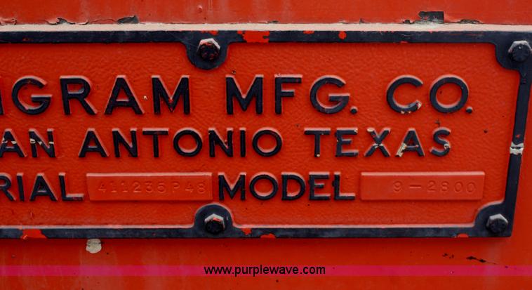 image for item F2998 1971 Ingram 9-2800 nine wheel pneumatic roller