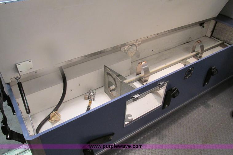 image for item F4704 2003 Ford F350 XL Super Duty ambulance