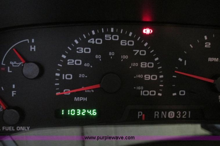 image for item F4704 2003 Ford F350 XL Super Duty ambulance