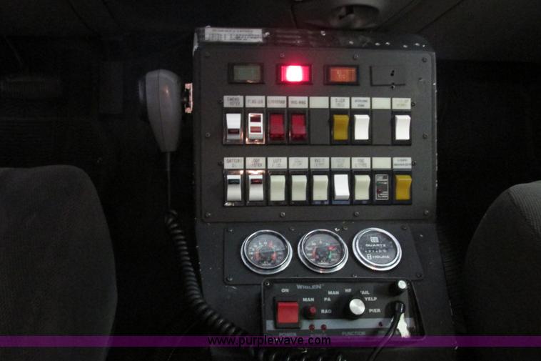 image for item F4704 2003 Ford F350 XL Super Duty ambulance