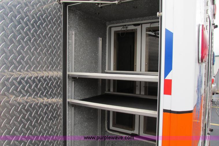 image for item F4704 2003 Ford F350 XL Super Duty ambulance