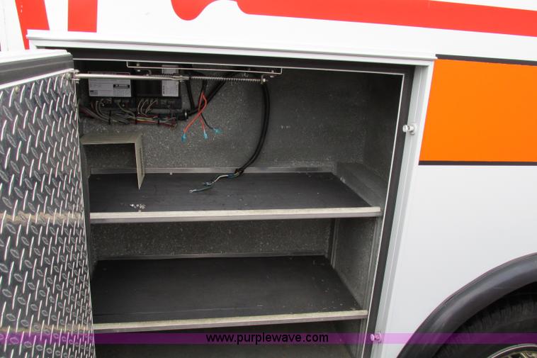 image for item F4704 2003 Ford F350 XL Super Duty ambulance