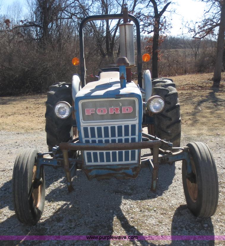 image for item F6591 Ford 3000 tractor