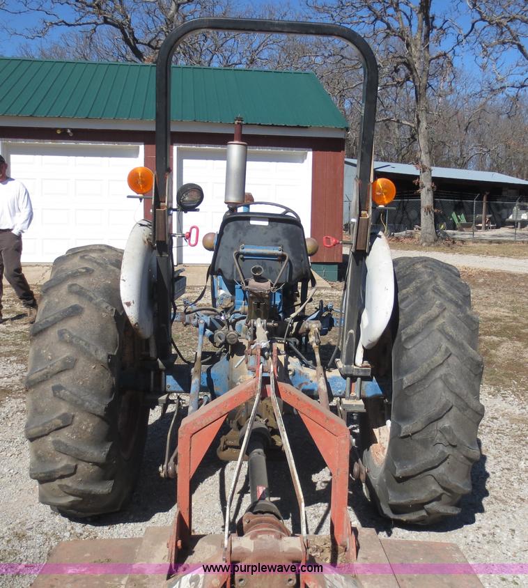 image for item F6591 Ford 3000 tractor