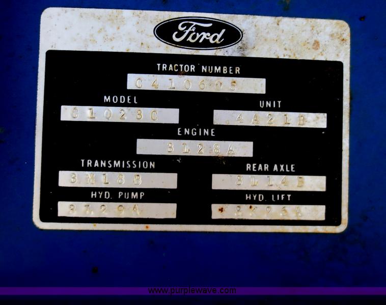 image for item F6591 Ford 3000 tractor