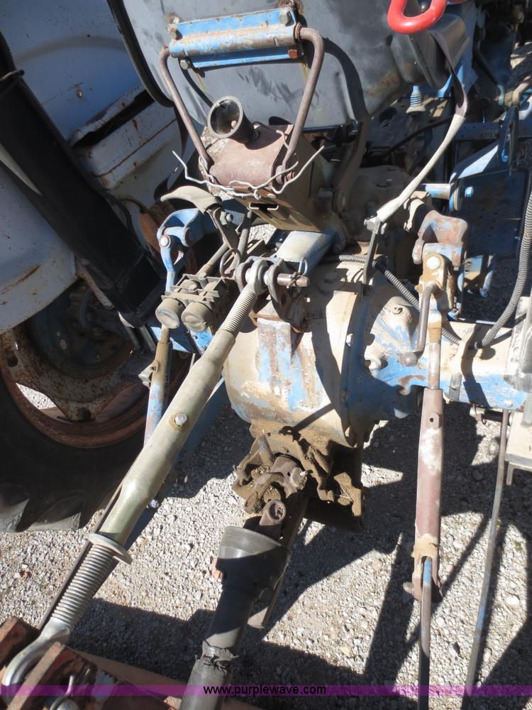 image for item F6591 Ford 3000 tractor