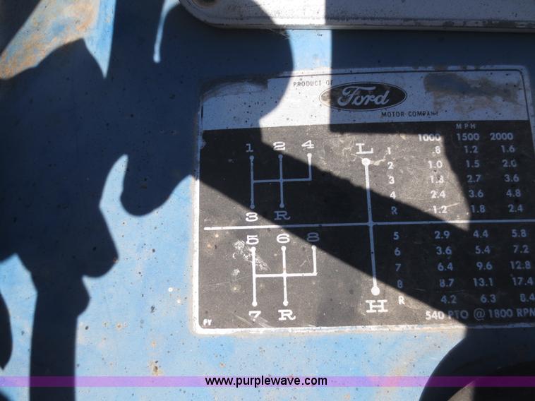 image for item F6591 Ford 3000 tractor