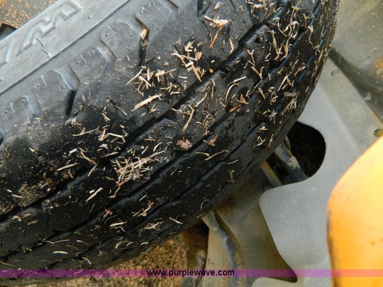 image for item G7678 2000 GMC school bus