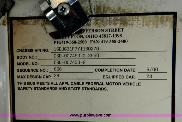 image for item G7678 2000 GMC school bus