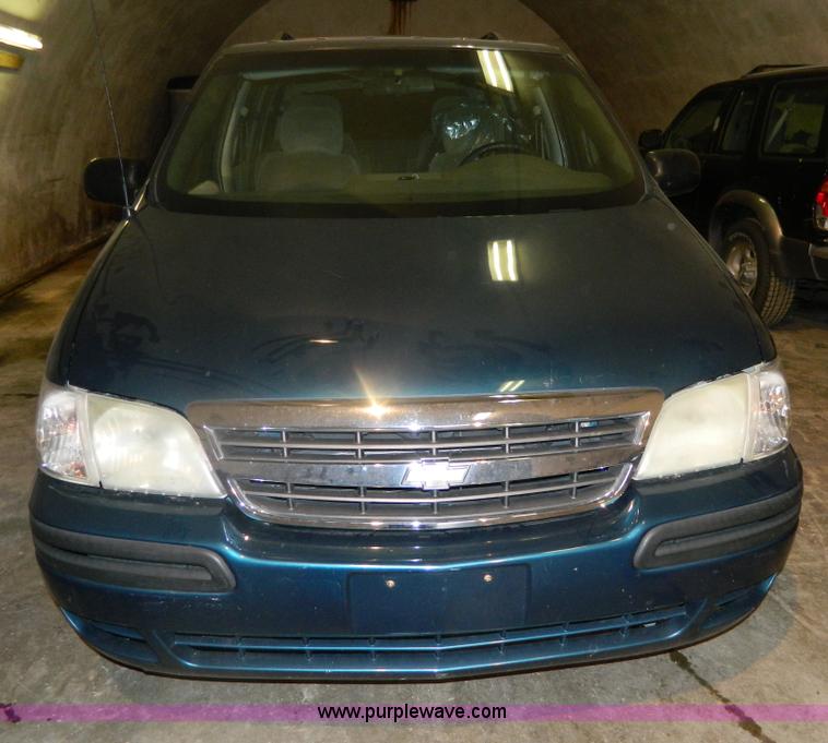 image for item G7681 2002 Chevrolet Venture van