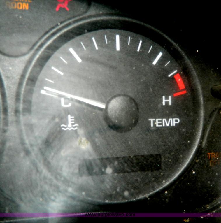 image for item G7681 2002 Chevrolet Venture van