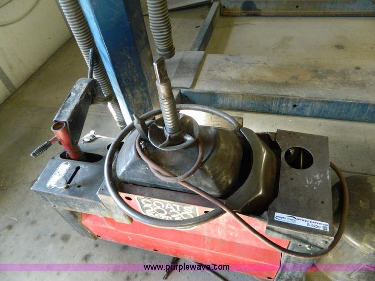 image for item S9229 Coats 20-20A tire changer