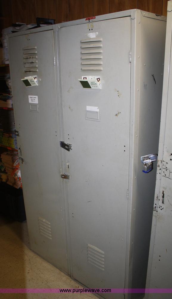image for item S9906 (2) double lockers