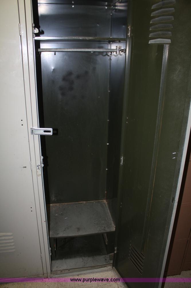 image for item S9906 (2) double lockers