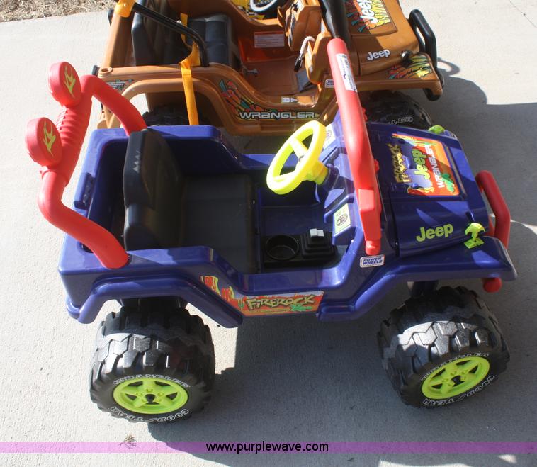 image for item S9909 (2) Jeep Power Wheels