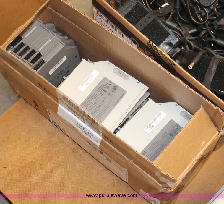 image for item V9014 (26) Dell Lattitude D630 laptop computers