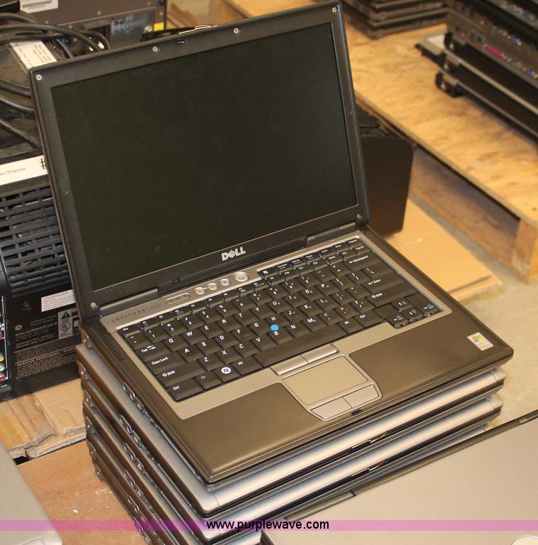 image for item V9015 (26) Dell Lattitude D630 laptop computers