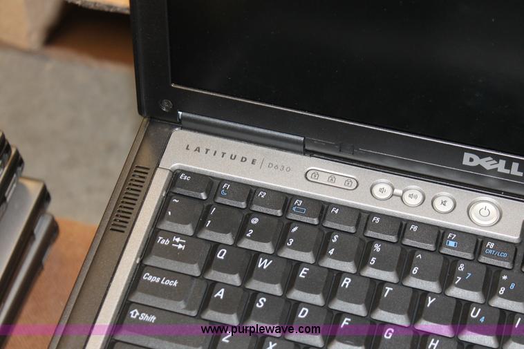 image for item V9019 (26) Dell Lattitude D630 laptop computers