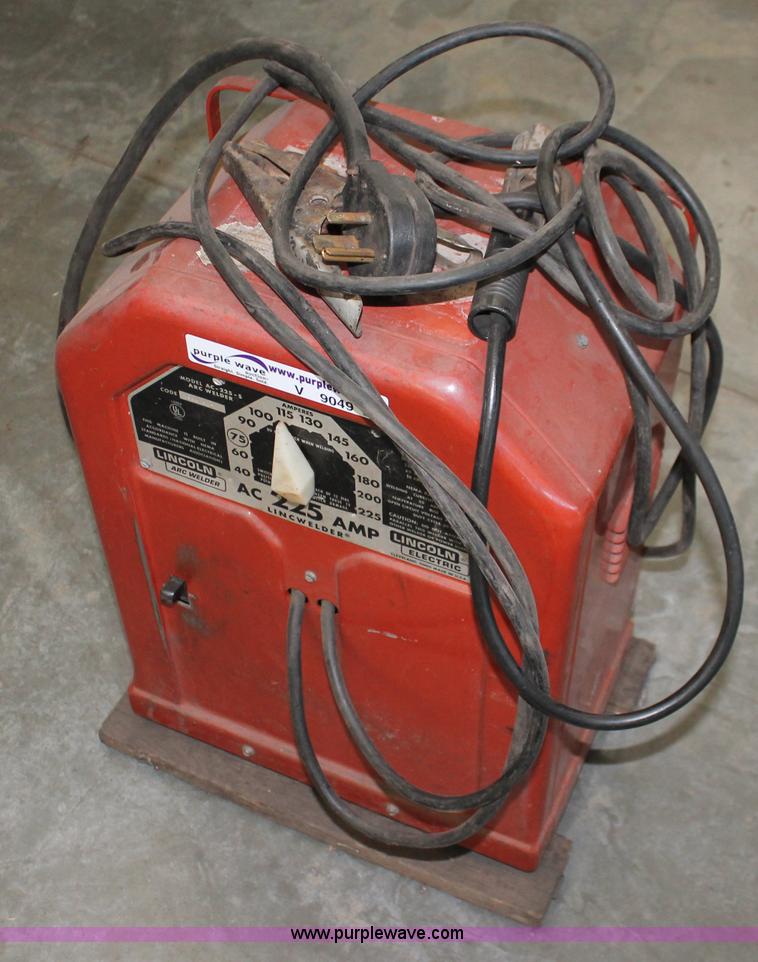 Lincoln AC225S arc welder in Newton, KS Item V9049 sold Purple Wave