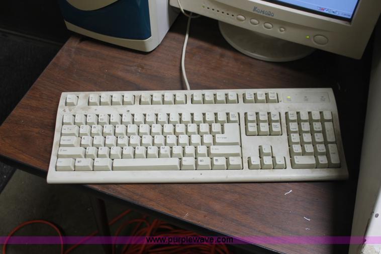 image for item V9053 1996 Denford Novamill CNC bench mill