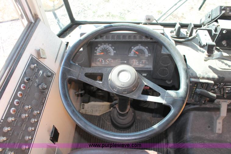 image for item V9054 1994 Blue Bird TC2000 school bus