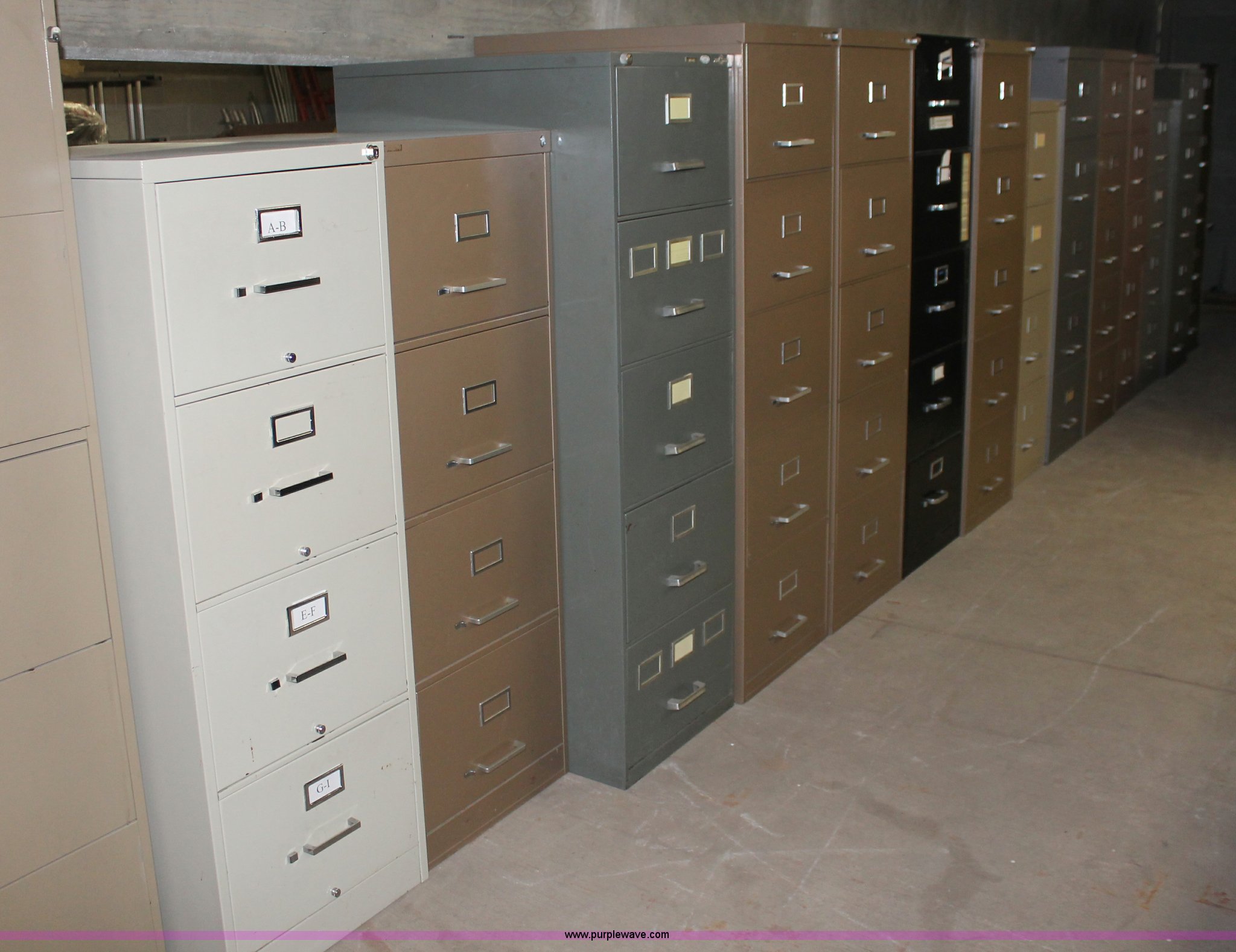 Assorted office supplies in Wichita, KS Item V9114 sold Purple Wave