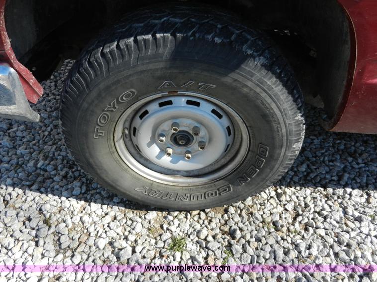 image for item A3918 1992 Chevrolet Cheyenne 1500 pickup truck