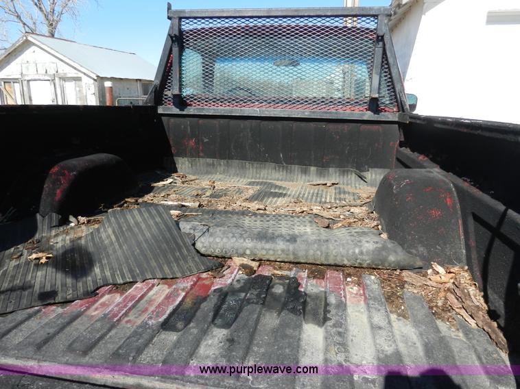 image for item A3918 1992 Chevrolet Cheyenne 1500 pickup truck