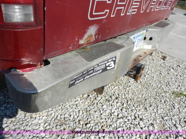 image for item A3918 1992 Chevrolet Cheyenne 1500 pickup truck