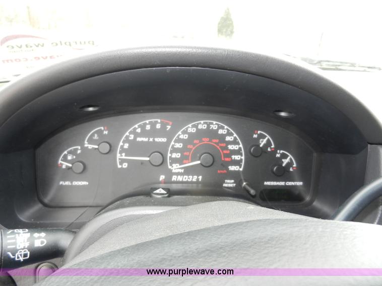 image for item A3964 2002 Ford Explorer Limited SUV