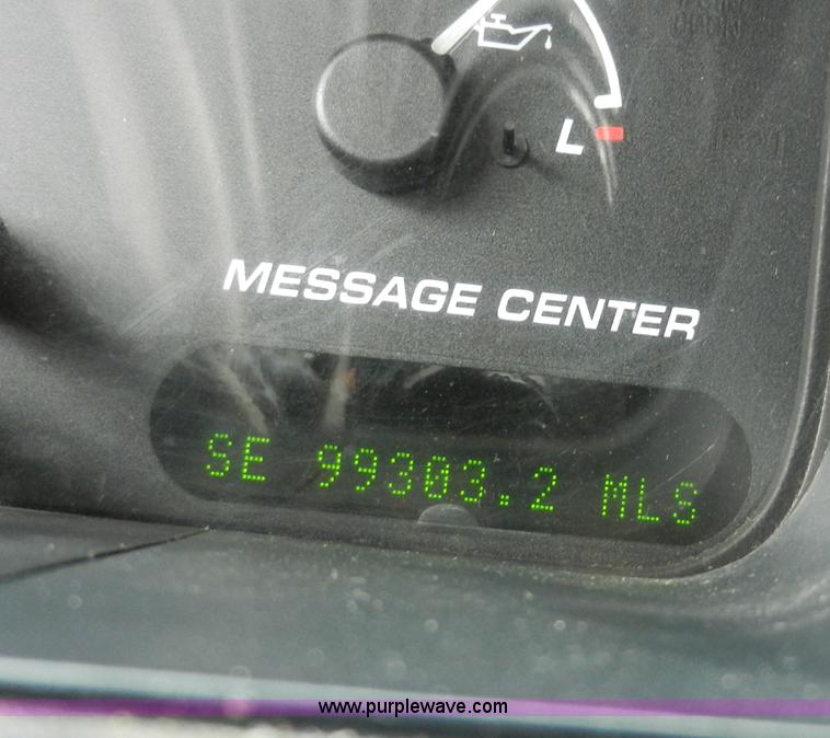 image for item A3964 2002 Ford Explorer Limited SUV