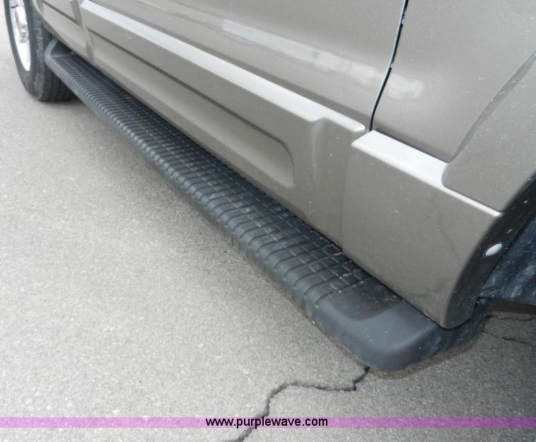 image for item A3964 2002 Ford Explorer Limited SUV