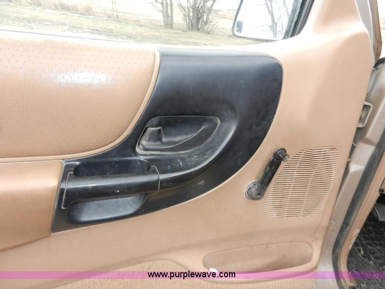 image for item A3971 1996 Ford Ranger STX SuperCab pickup truck