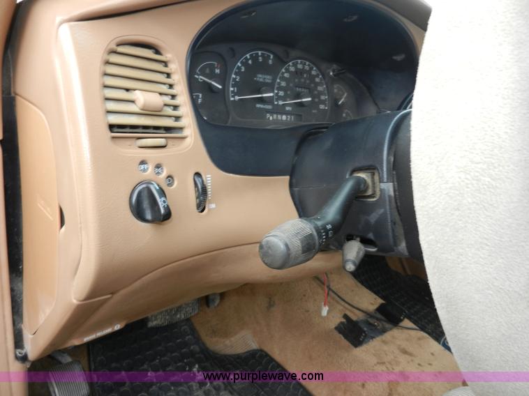 image for item A3971 1996 Ford Ranger STX SuperCab pickup truck