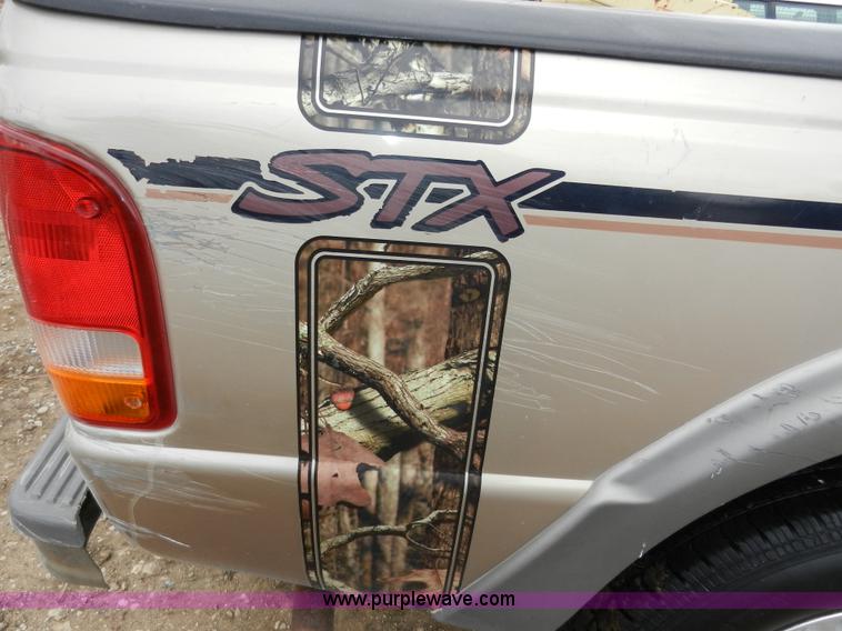 image for item A3971 1996 Ford Ranger STX SuperCab pickup truck