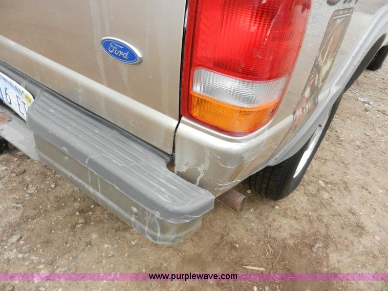 image for item A3971 1996 Ford Ranger STX SuperCab pickup truck
