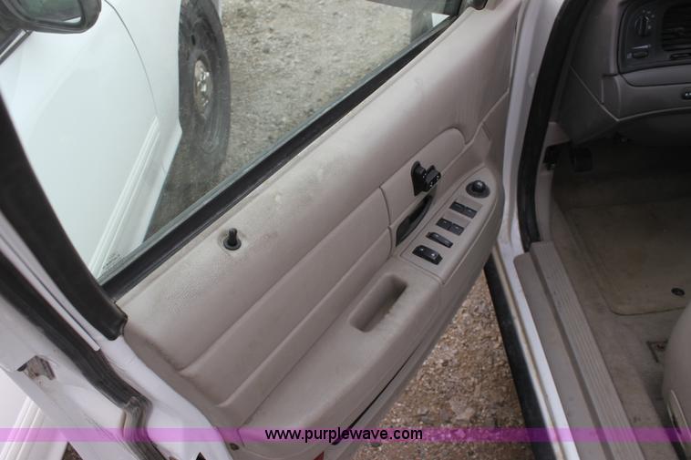 image for item AA9149 2010 Ford Crown Victoria Police Interceptor