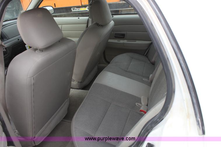 image for item AA9149 2010 Ford Crown Victoria Police Interceptor