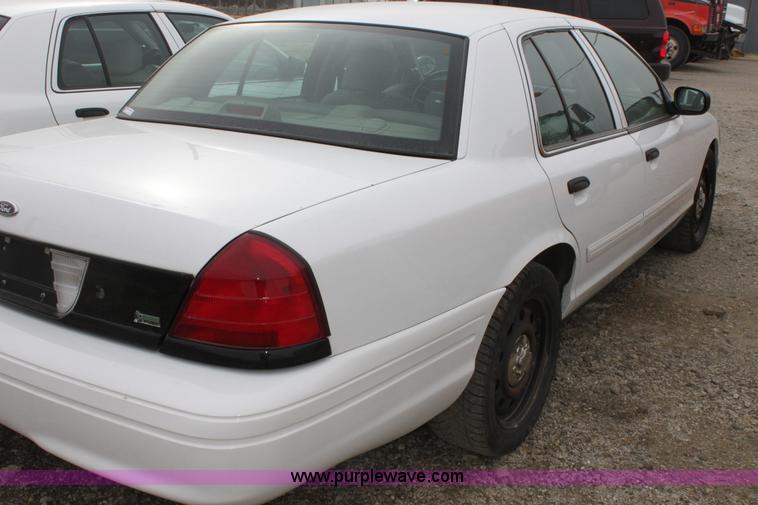 image for item AA9149 2010 Ford Crown Victoria Police Interceptor