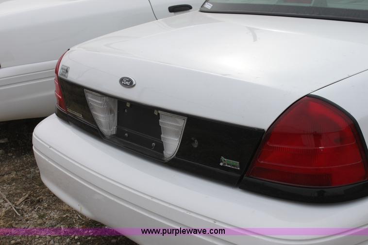 image for item AA9149 2010 Ford Crown Victoria Police Interceptor