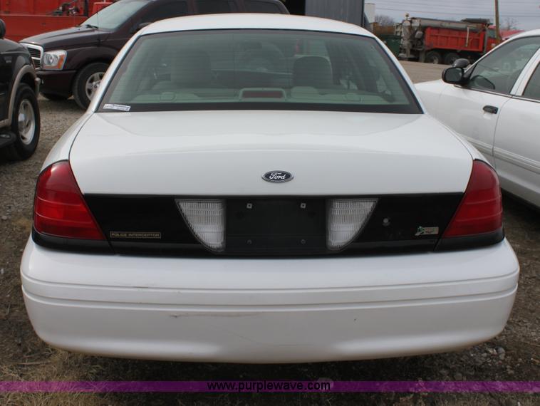image for item AA9150 2010 Ford Crown Victoria Police Interceptor