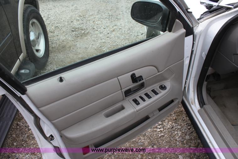 image for item AA9150 2010 Ford Crown Victoria Police Interceptor