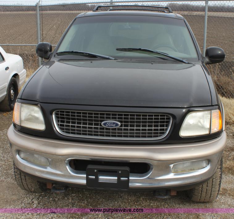 image for item AA9151 1998 Ford Expedition Eddie Bauer SUV