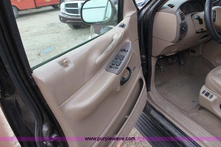 image for item AA9151 1998 Ford Expedition Eddie Bauer SUV