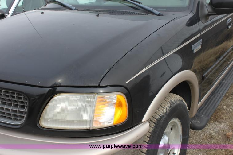 image for item AA9151 1998 Ford Expedition Eddie Bauer SUV