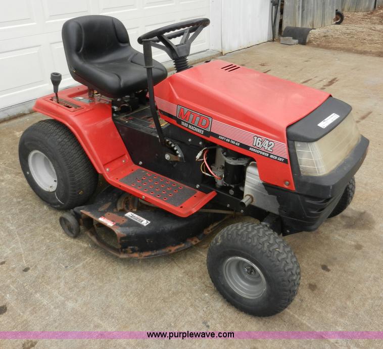 image for item AB9765 MTD lawn tractor