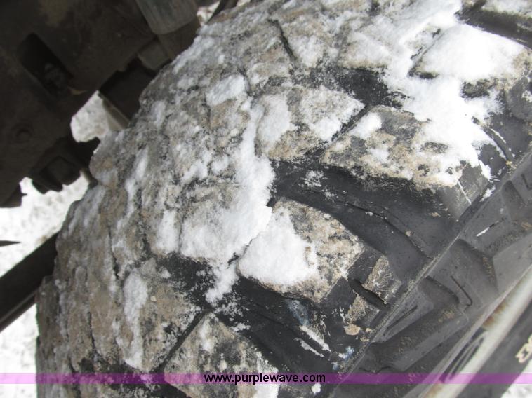 image for item B5343 2003 Ford F350 XL Super Duty pickup truck