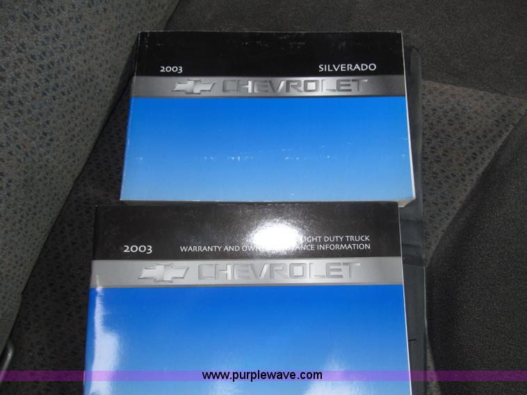 image for item B5382 2003 Chevrolet Silverado 1500 LS Extended Cab pickup truck