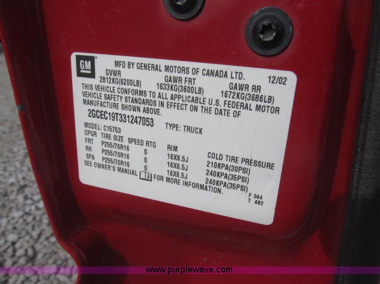 image for item B5382 2003 Chevrolet Silverado 1500 LS Extended Cab pickup truck